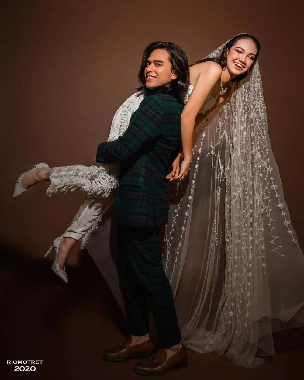 Pemotretan Haico Van der Veken dan Rangga Azof berbagai tema © Instagram