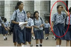 Viral foto siswi SMP di Masjid Istiqlal, kini jadi istri komedian top