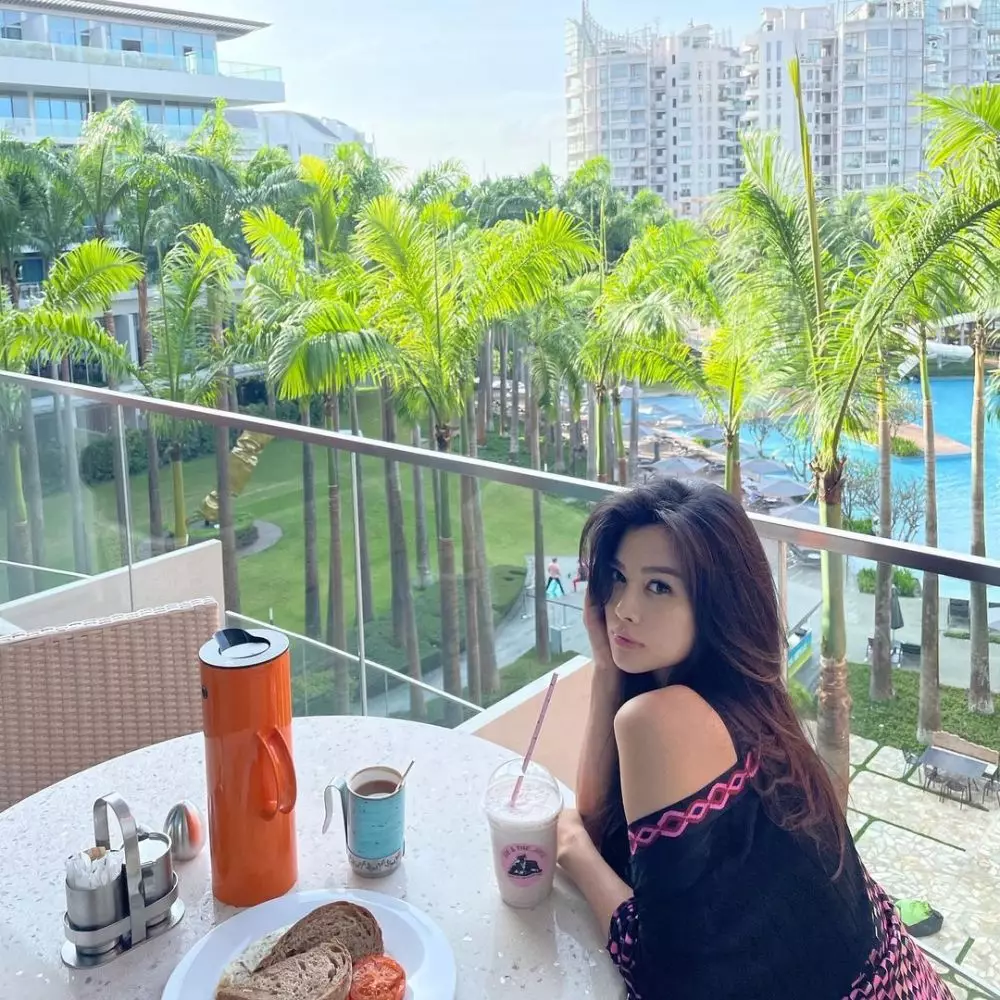 penampilan adinda bakrie usai lahiran © Instagram