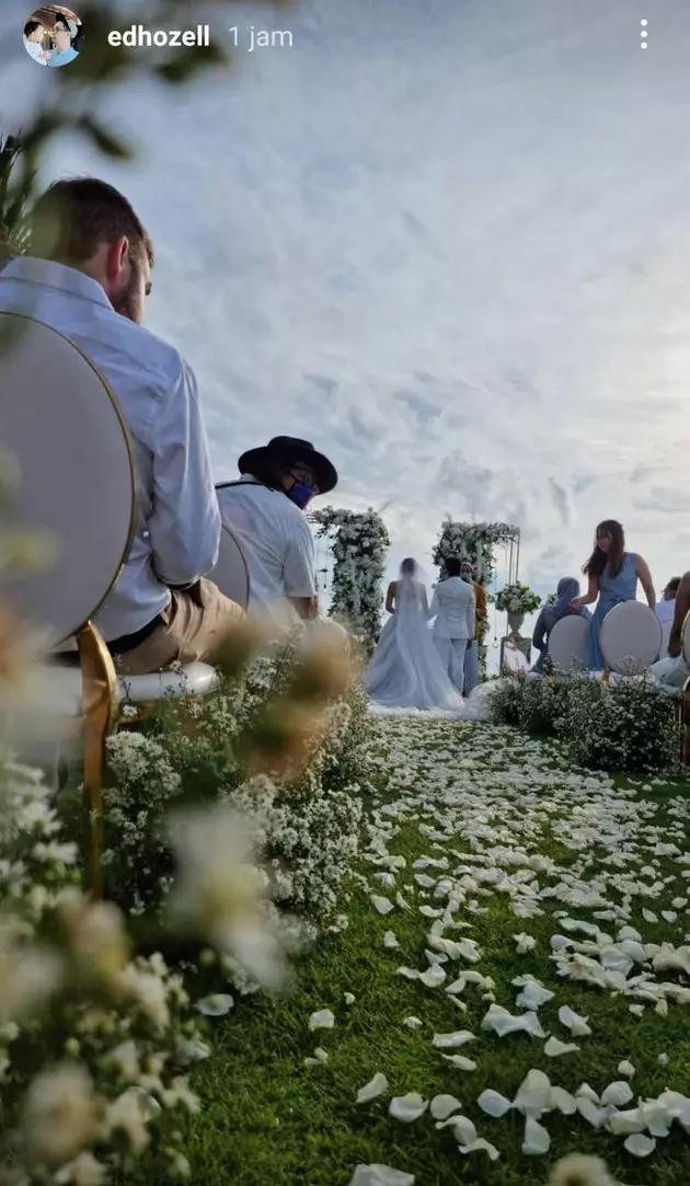 nikahan reza dan wendy © Instagram nikahan reza dan wendy © Instagram