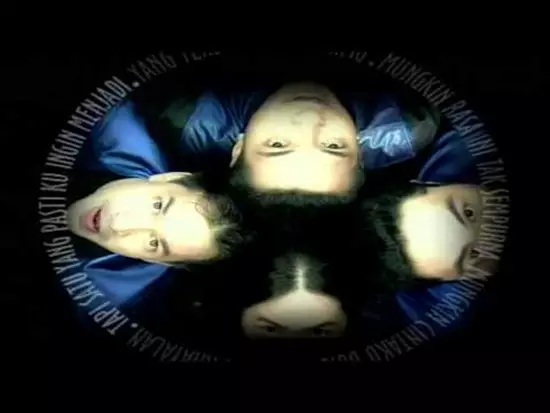 Ari Wibowo boyband © 2021 brilio.net