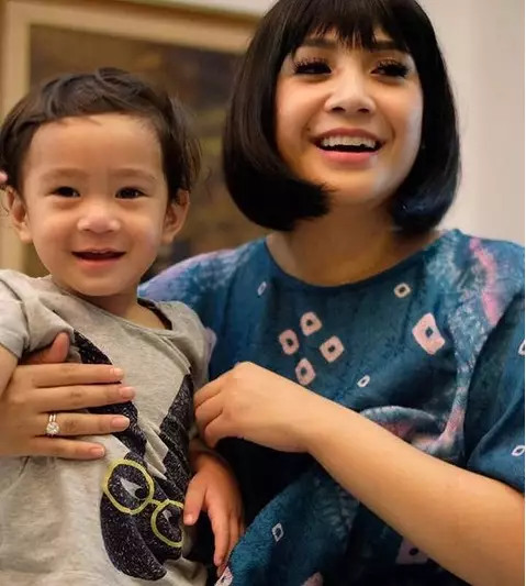 transformasi rambut Nagita © 2021 brilio.net transformasi rambut Nagita © 2021 brilio.net