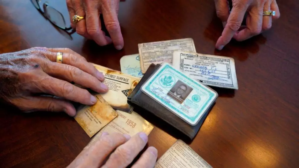 dompet hilang 53 tahun Unsplash dan Fox News dompet hilang 53 tahun Unsplash dan Fox News