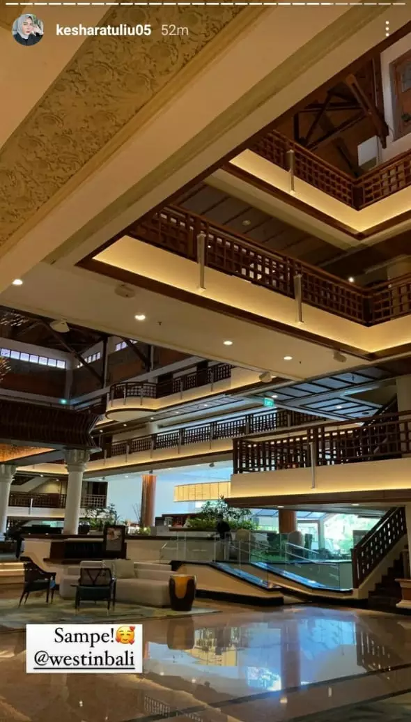 honeymoon Kesha Ratuliu © Instagram