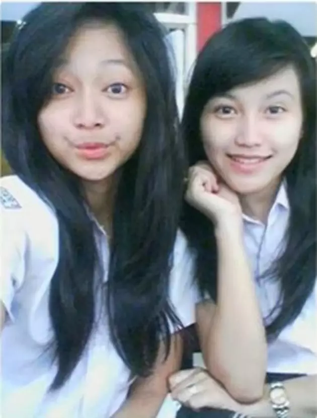 Potret lawas Ayu Ting Ting saat sekolah Instagram Potret lawas Ayu Ting Ting saat sekolah Instagram