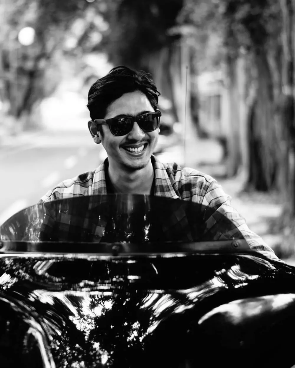 Pemain Ikatan Cinta naik moge © 2021 brilio.net Pemain Ikatan Cinta naik moge © 2021 brilio.net