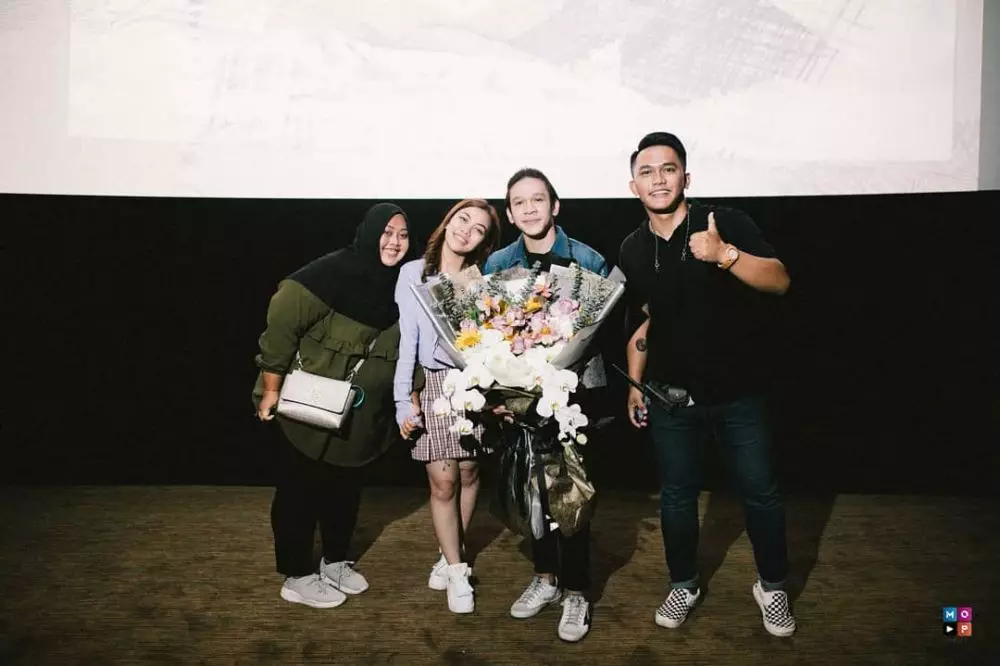 momen Jordi Onsu nembak Frislly Herlind Instagram © 2021 brilio.net  momen Jordi Onsu nembak Frislly Herlind Instagram © 2021 brilio.net