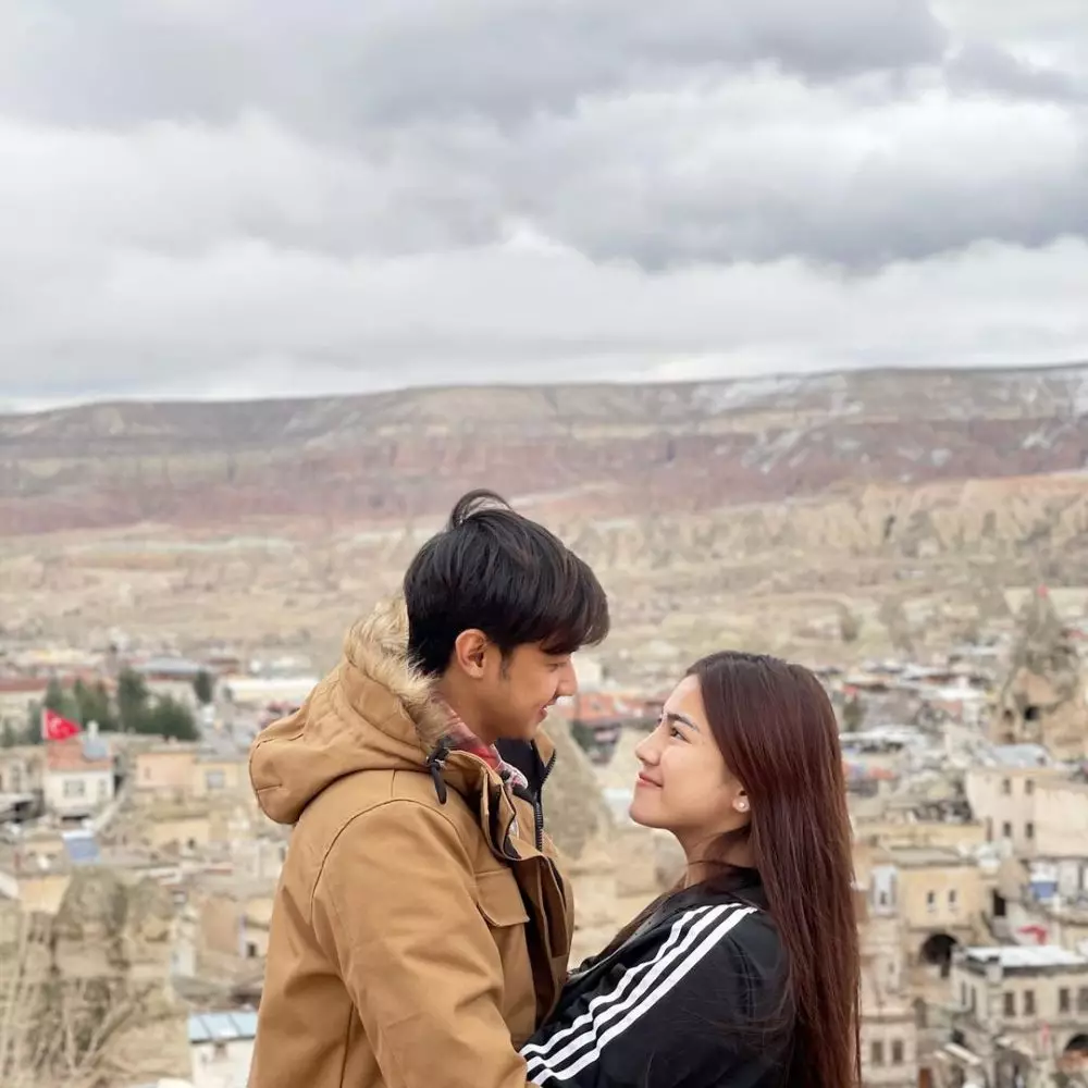 10 pasangan anak langit © Instagram