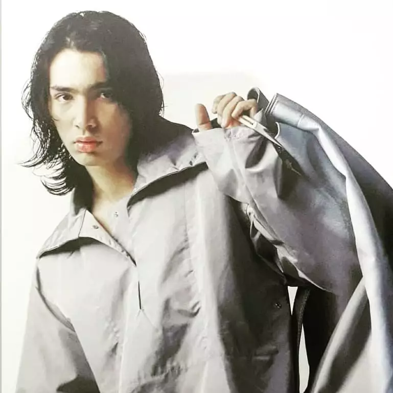 Transformasi Abimana Aryasatya © Instagram