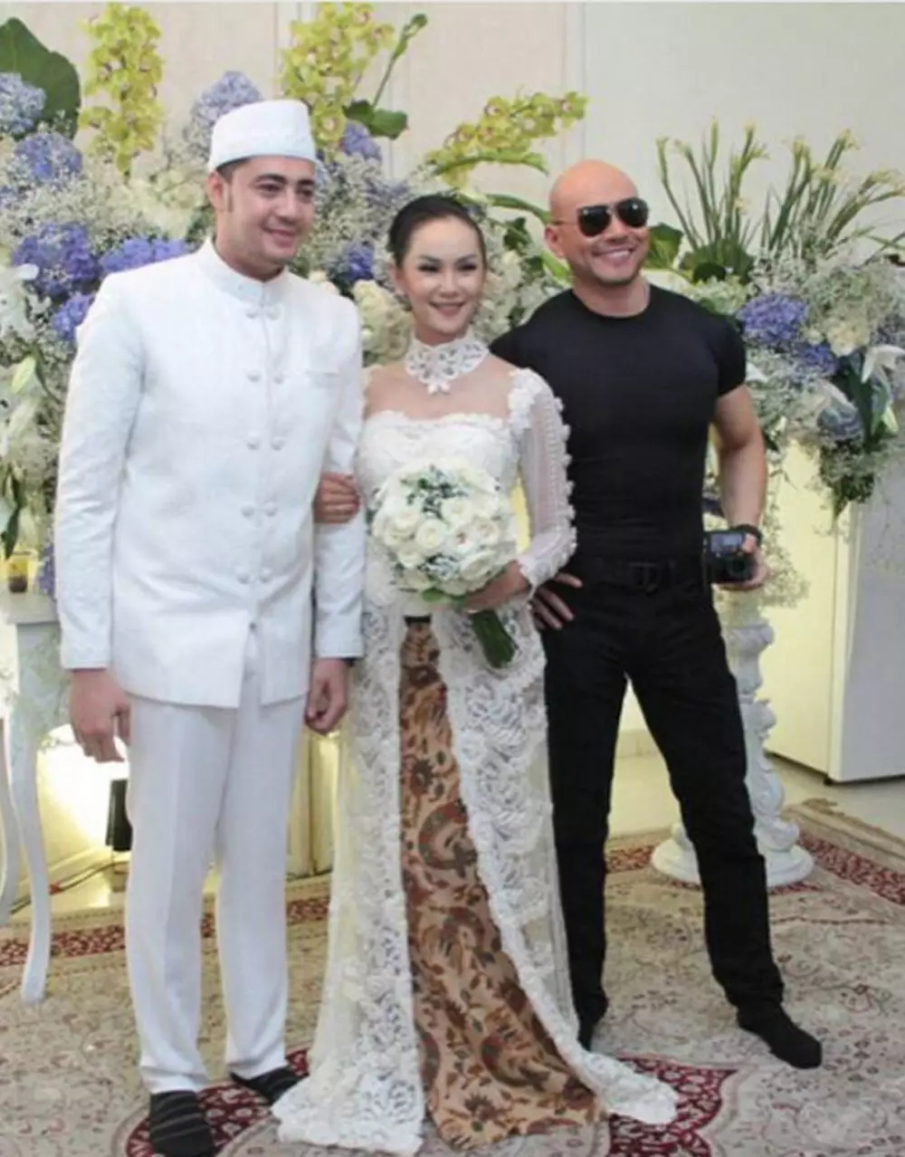 gaya seleb ke pernikahan mantan © 2021 brilio.net