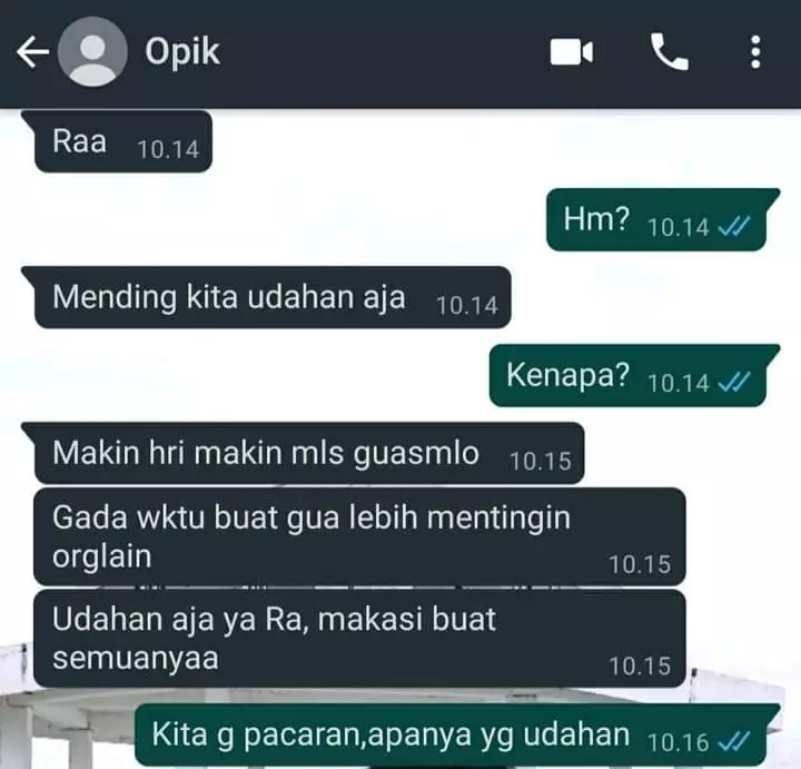 Chat lucu cowok ke gebetan © berbagai sumber