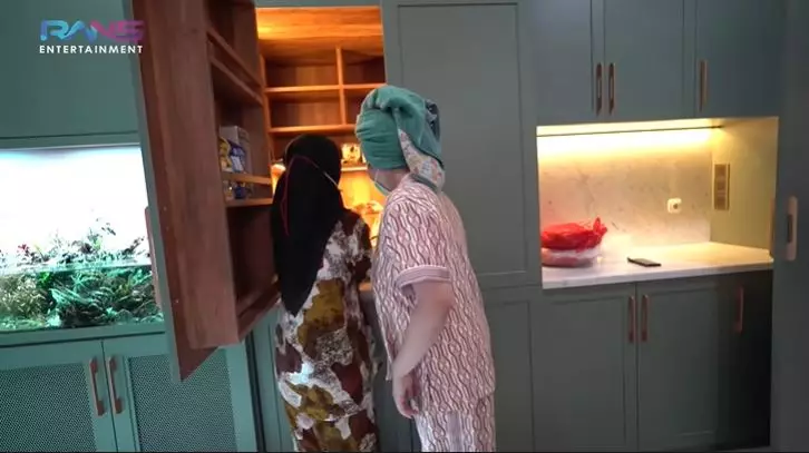 lemari rahasia Nagita © 2021 brilio.net lemari rahasia Nagita © 2021 brilio.net