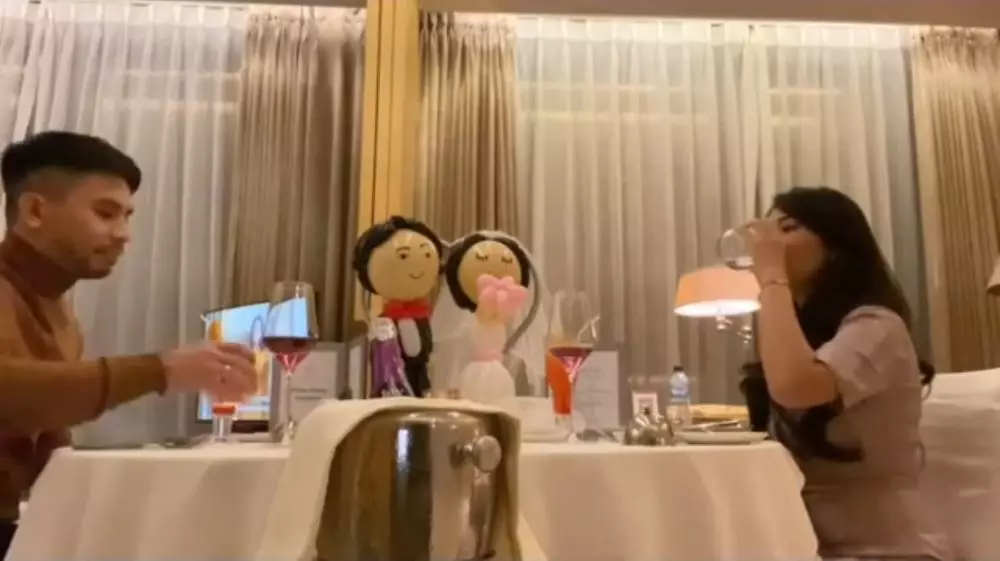 8 Momen Abel Cantika rayakan anniversary, romantis abis © 2021 brilio.net 8 Momen Abel Cantika rayakan anniversary, romantis abis © 2021 brilio.net