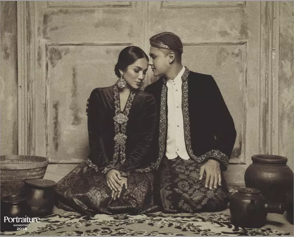 Pemotretan Ussy-Andhika konsep Jawa © Instagram