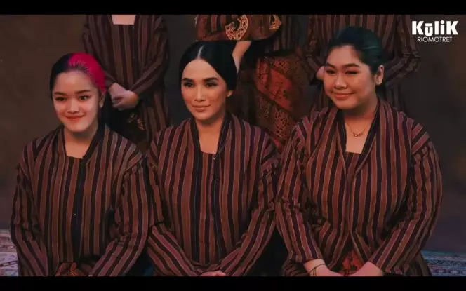 Pemotretan Ussy-Andhika konsep Jawa © Instagram