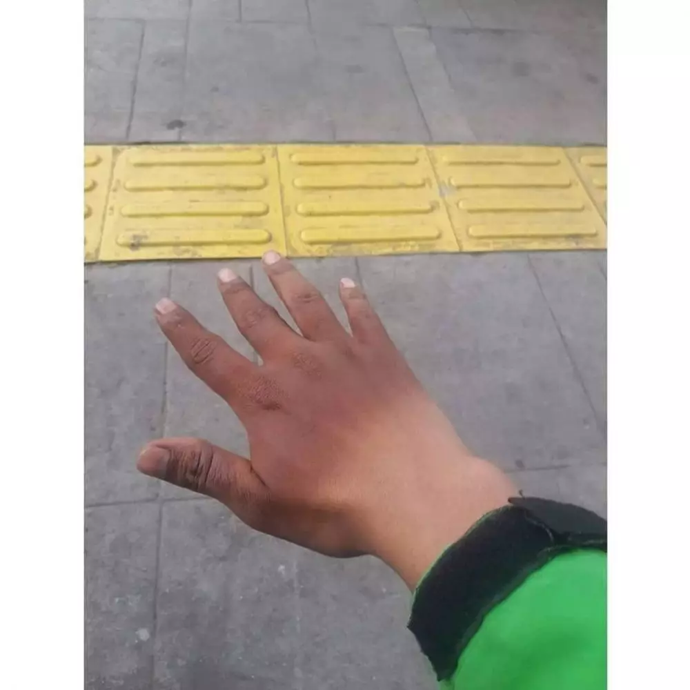 Perjuangan driver ojol © berbagai sumber Perjuangan driver ojol © berbagai sumber