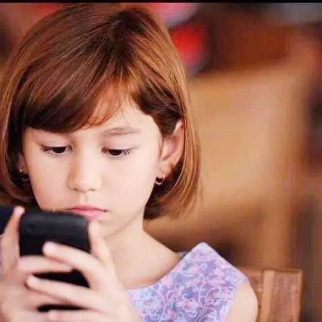 masa kecil zoe abbas © Instagram