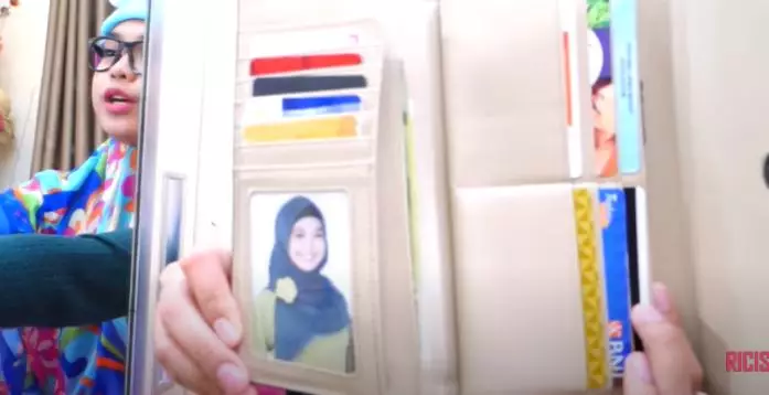 foto di dompet seleb © 2021 brilio.net foto di dompet seleb © 2021 brilio.net