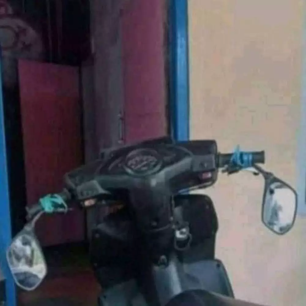 spion motor kocak © Berbagai Sumber spion motor kocak © Berbagai Sumber