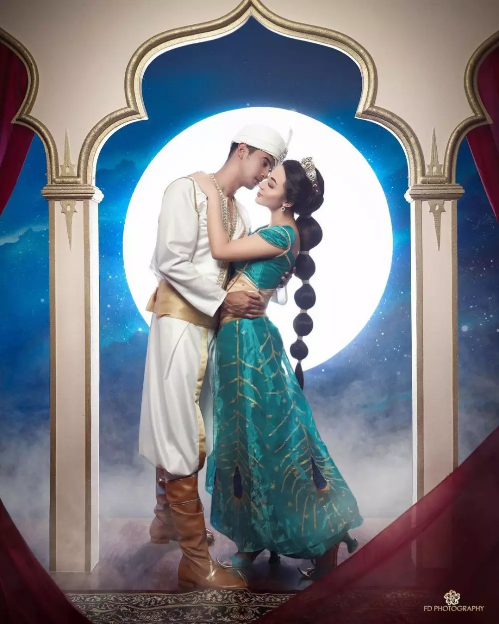 Ali Syakieb dan Margin Wieheerm pemotretan ala Aladdin © Instagram