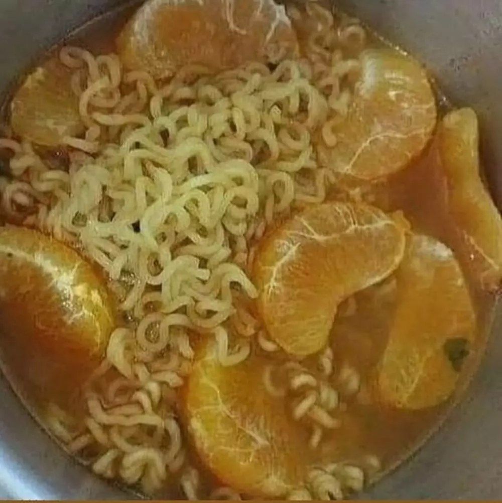 nikmati buah jeruk © Berbagai Sumber