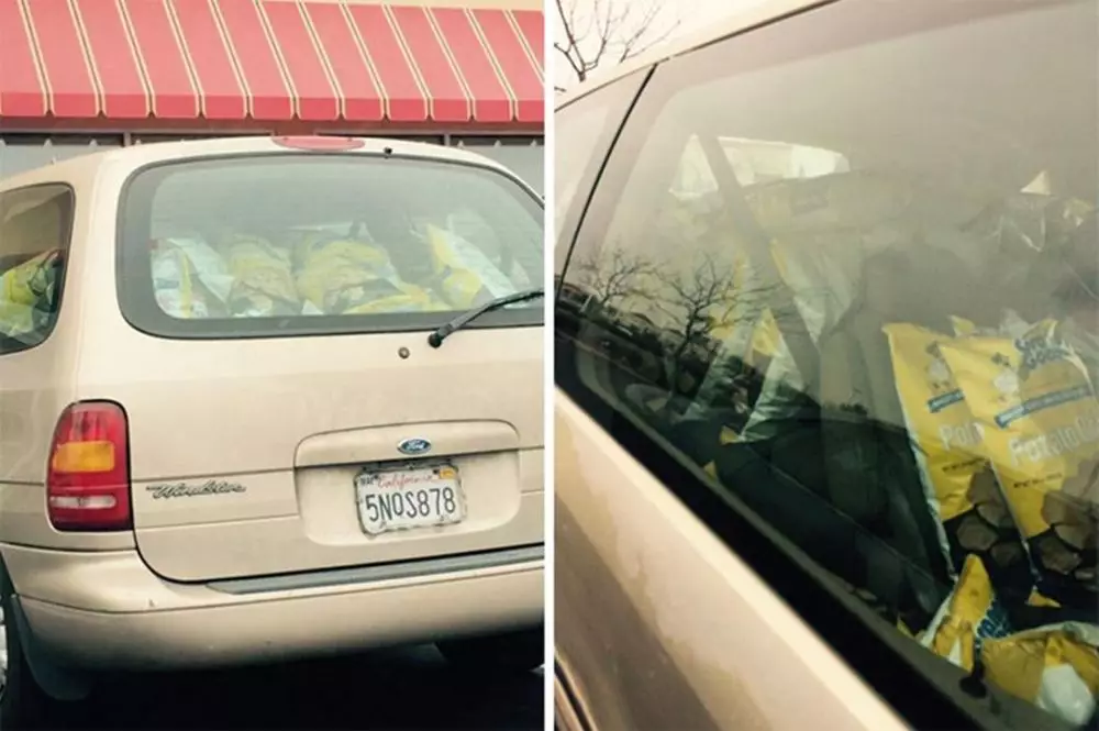 mobil penuh barang belanjaan © Berbagai Sumber mobil penuh barang belanjaan © Berbagai Sumber