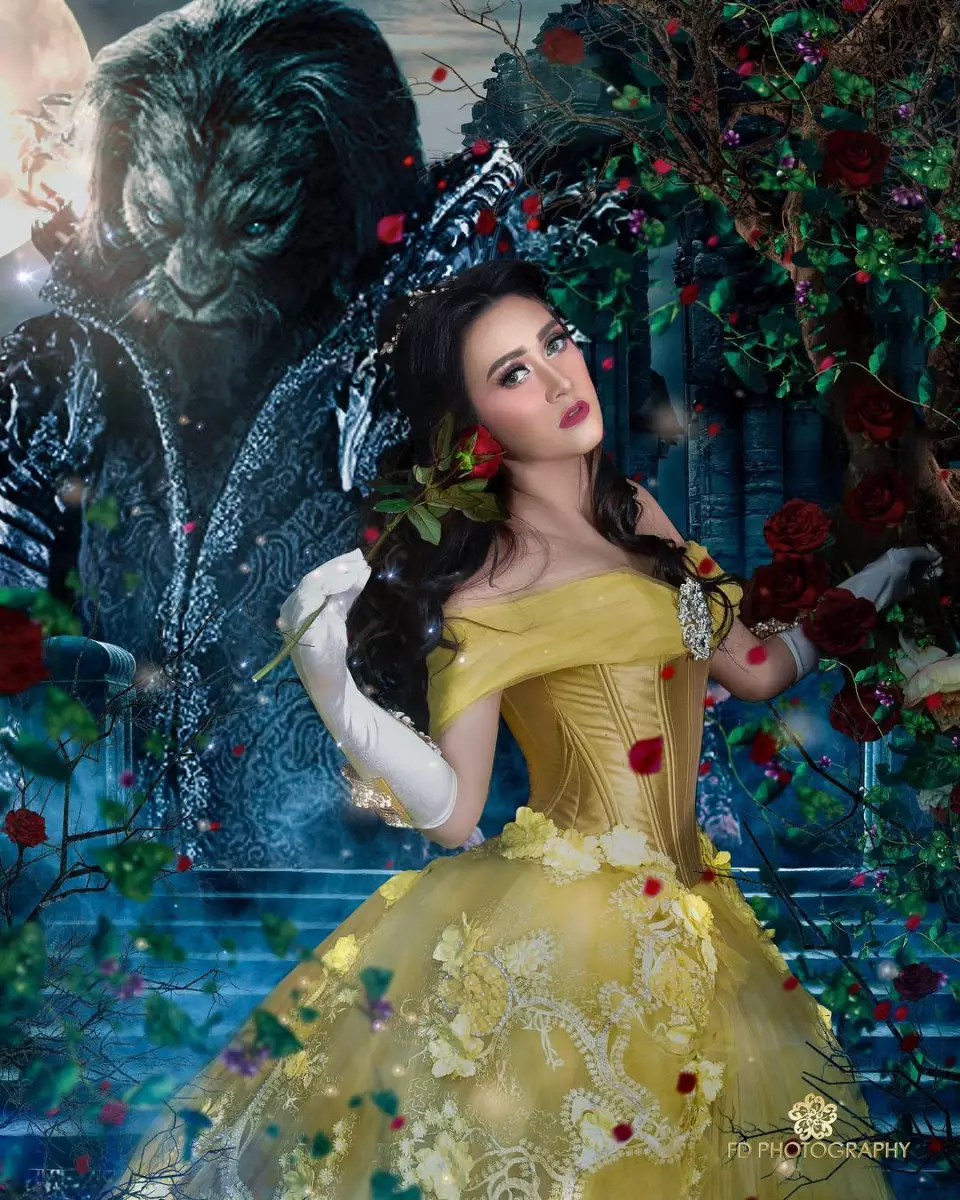 seleb dandan ala princess Belle © 2021 brilio.net