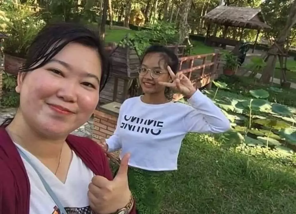 orang kamuflase dengan benda © Berbagai Sumber orang kamuflase dengan benda © Berbagai Sumber