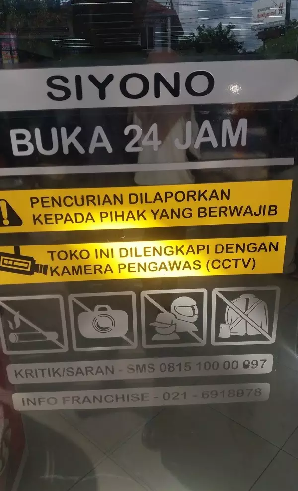 Tempat usaha buka 24 jam © berbagai sumber