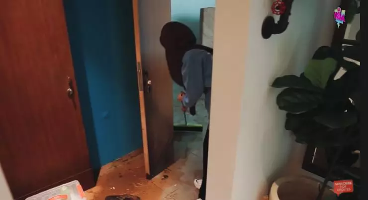 rumah Irish Bella pasca banjir © YouTube