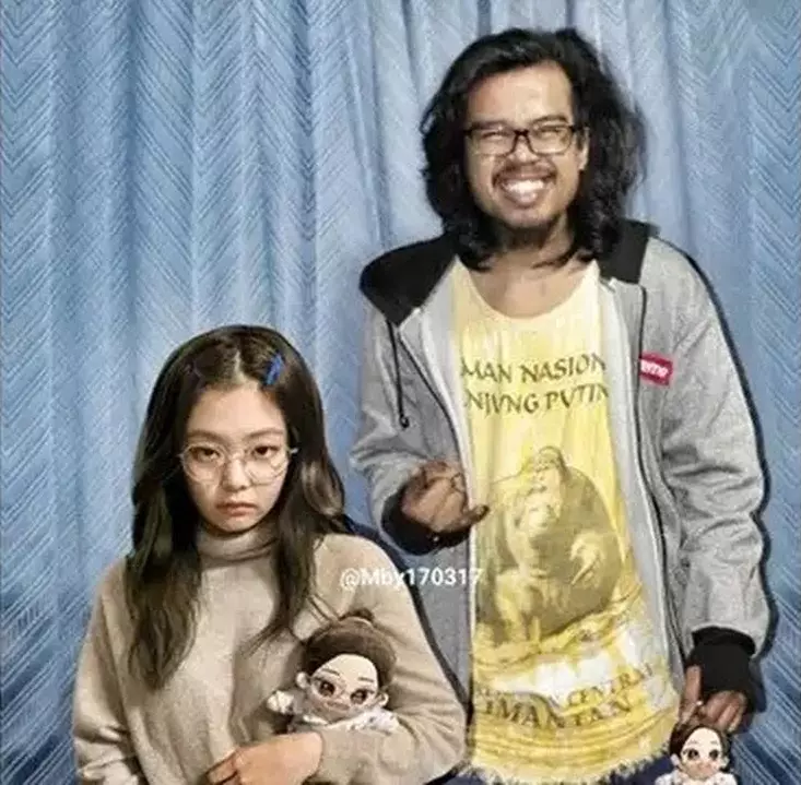 Foto editan halu warganet mesra bareng BLACKPINK © Instagram & Twitter