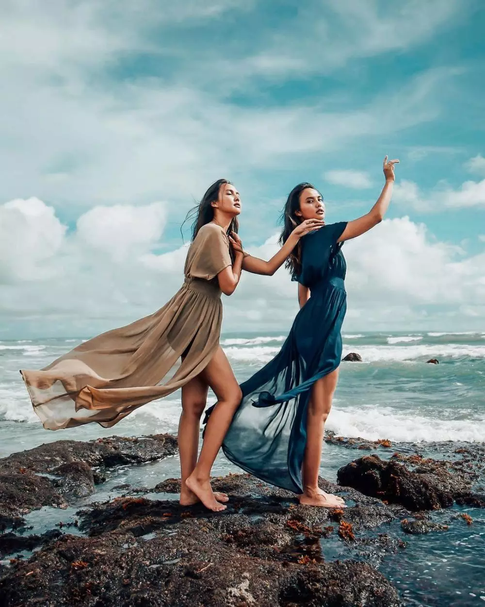 pemotretan seleb kembar © 2021 brilio.net pemotretan seleb kembar © 2021 brilio.net