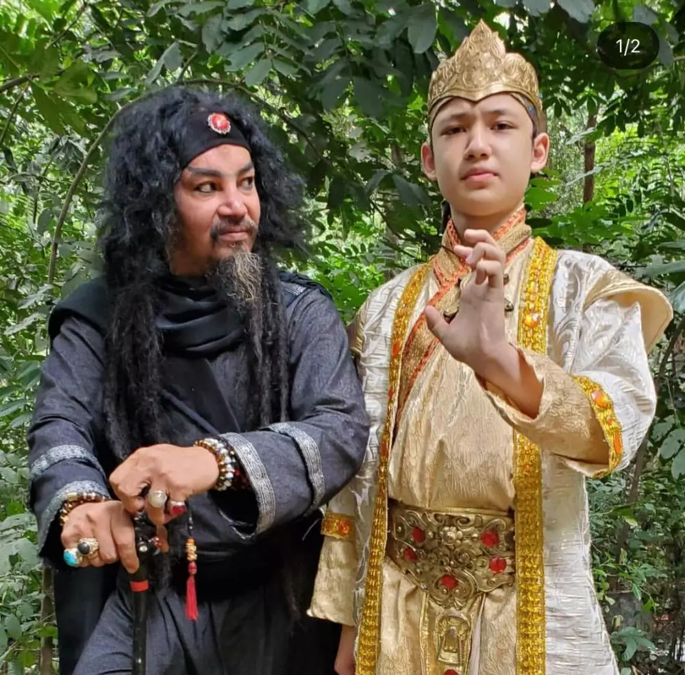 Kabar terbaru pesulap Tanah Air © 2021 brilio.net Kabar terbaru pesulap Tanah Air © 2021 brilio.net