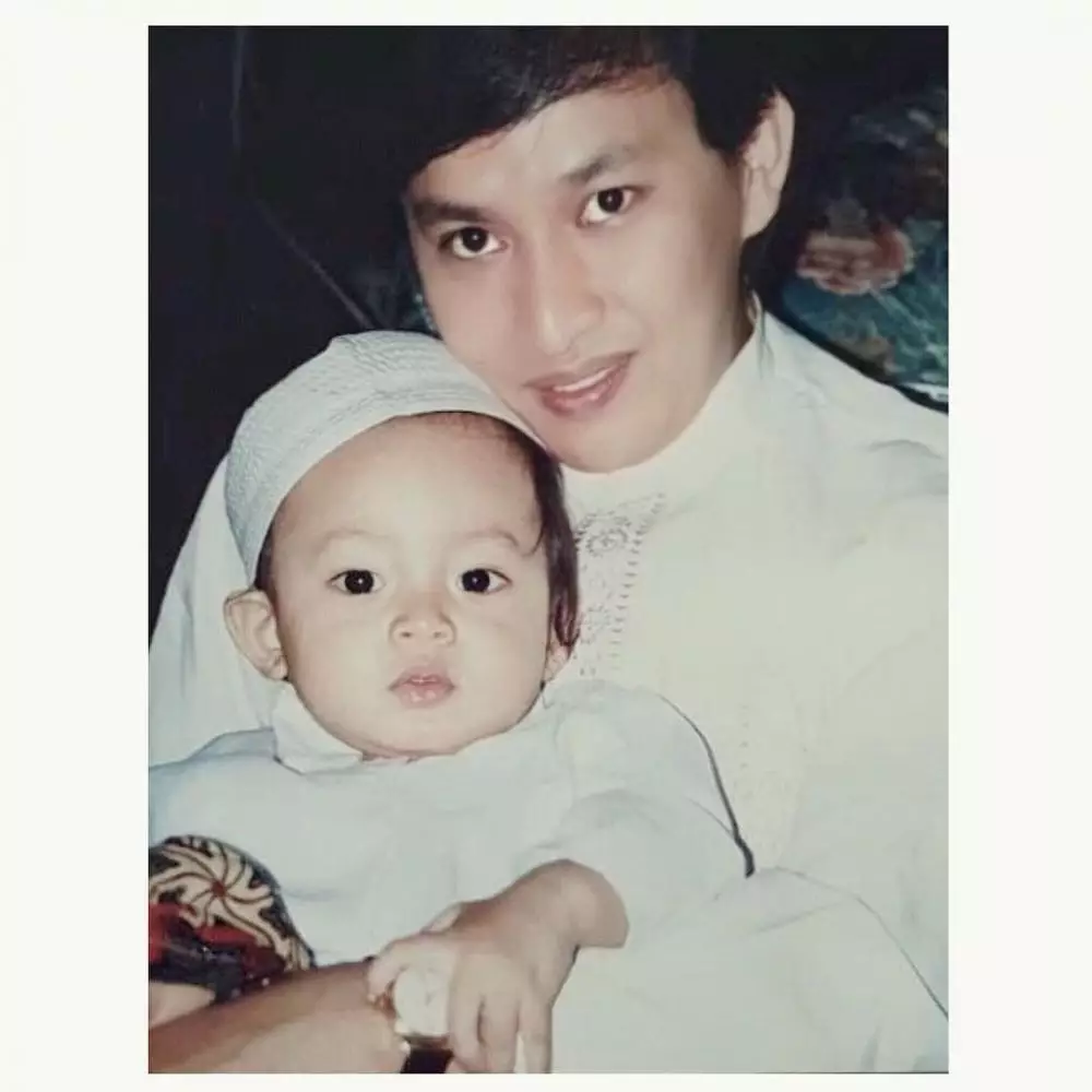 Potret masa kecil Arsy Widianto © 2021 brilio.net Potret masa kecil Arsy Widianto © 2021 brilio.net
