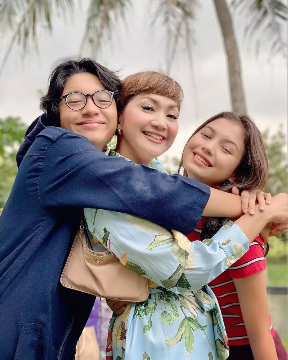 Potret persahabatan seleb lintas usia © Instagram