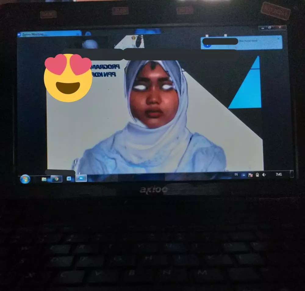 Momen lucu ikuti acara online © berbagai sumber Momen lucu ikuti acara online © berbagai sumber