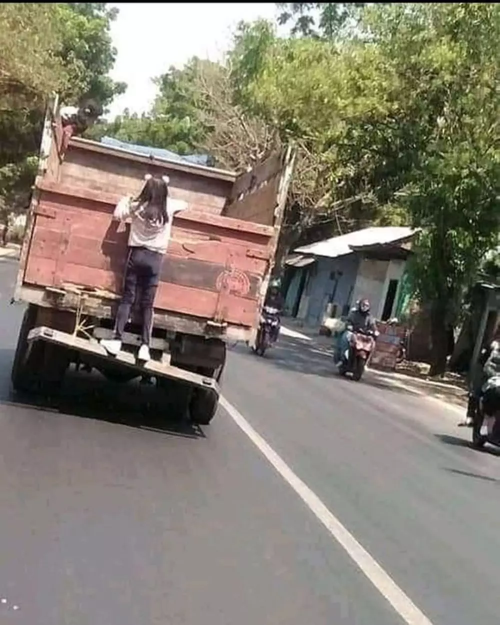 orang nggak modal © Berbagai Sumber orang nggak modal © Berbagai Sumber