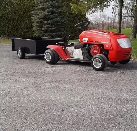 desain absurd gokart Instagram