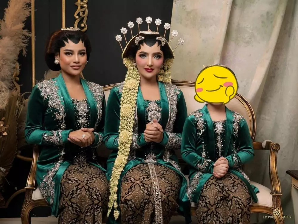 Pemotretan Ashanty dan Anang Hermansyah ala pengantin Jawa  © Instagram & YouTube