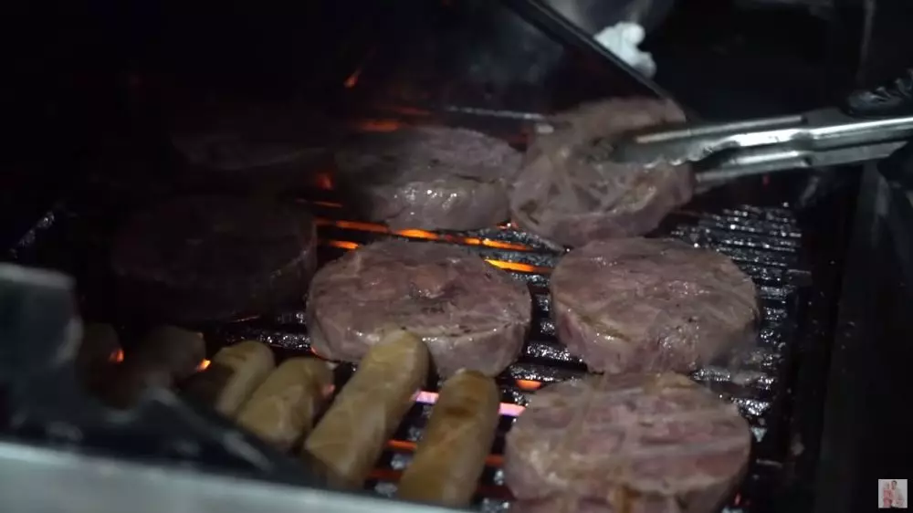 kejutan ultah Rezky © YouTube