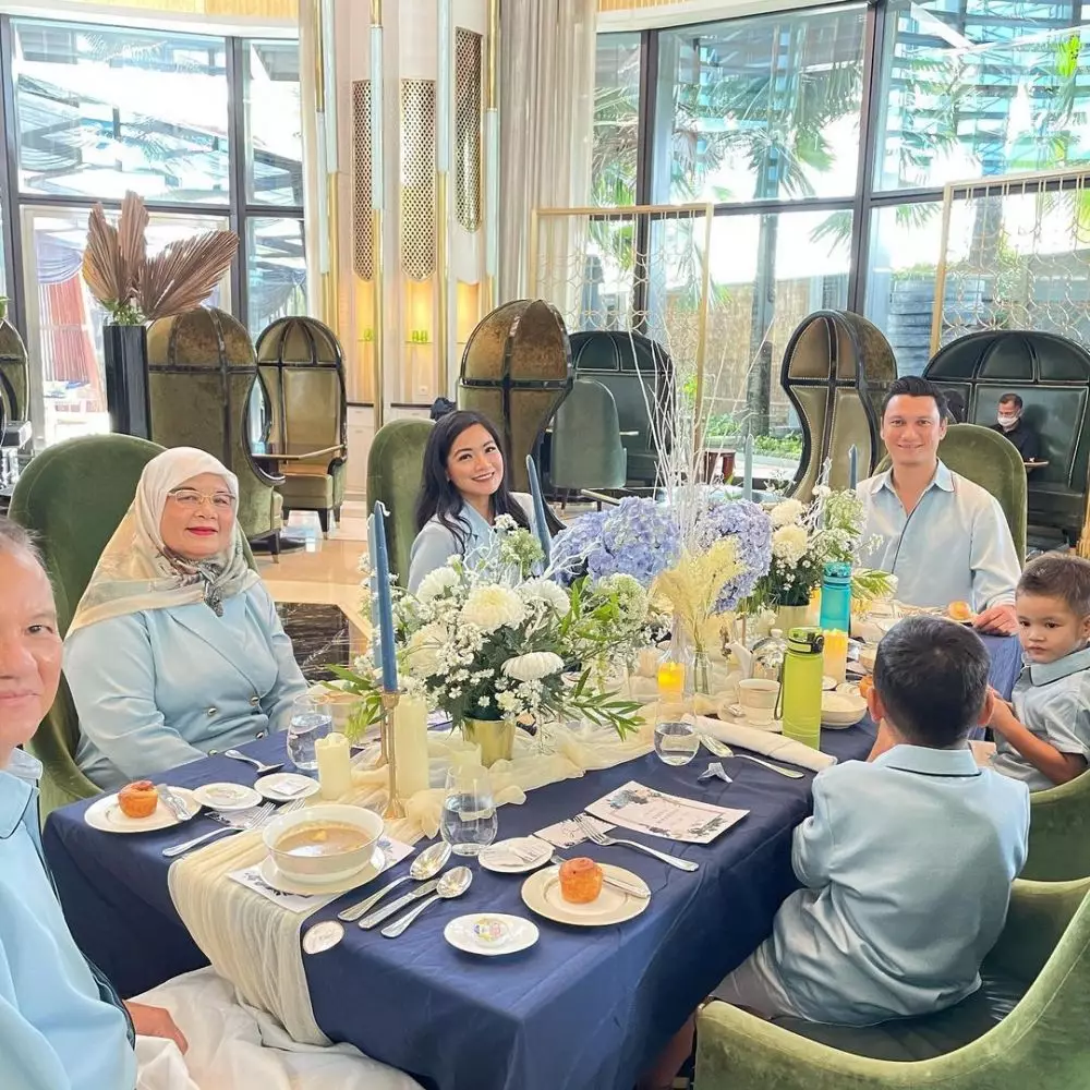 ulang tahun Christian Sugiono ke-40 © 2021 brilio.net ulang tahun Christian Sugiono ke-40 © 2021 brilio.net