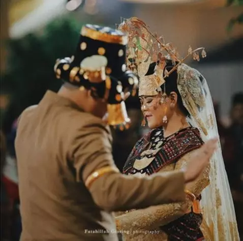 Kahiyang Ayu kain etnik © 2021 brilio.net