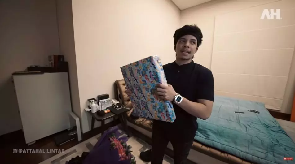 Momen Atta Halilintar jenguk Aurel Hermansyah Youtube  © 2021 brilio.net