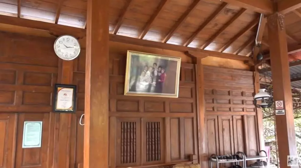 kos adik Zaskia Adya Mecca © YouTube kos adik Zaskia Adya Mecca © YouTube