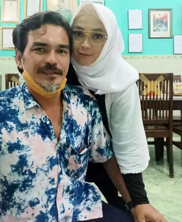 Potret kenangan Rinna Gunawan dan suami © Instagram