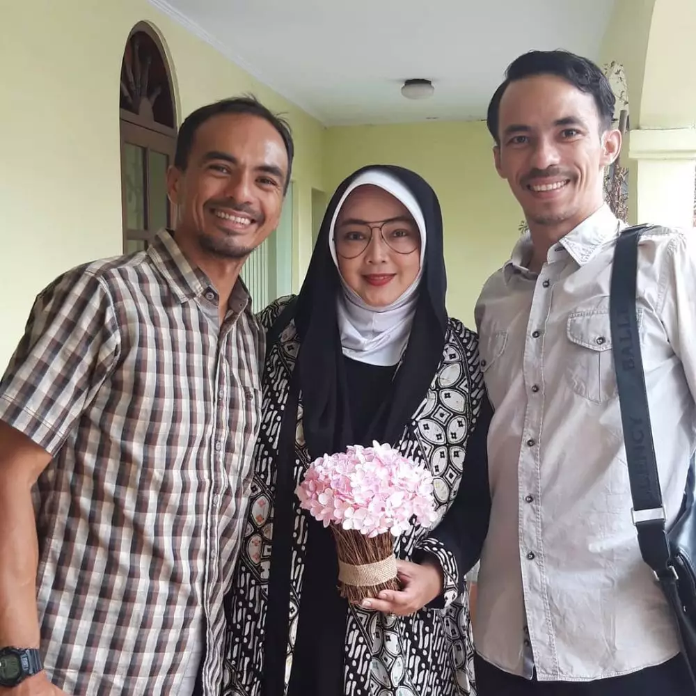 Rina Gunawan dan keluarga Syach © Instagram Rina Gunawan dan keluarga Syach © Instagram