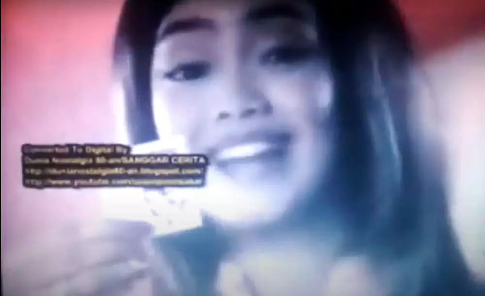 Rina Gunawan saat jadi bintang iklan © 2021 brilio.net Rina Gunawan saat jadi bintang iklan © 2021 brilio.net