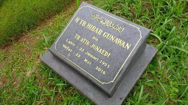 persiapan pemakaman Rina Gunawan © 2021 brilio.net persiapan pemakaman Rina Gunawan © 2021 brilio.net