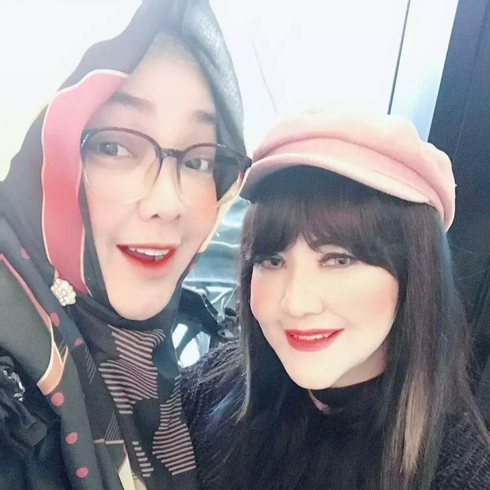 Rina gunawan dan diva © Instagram Rina gunawan dan diva © Instagram