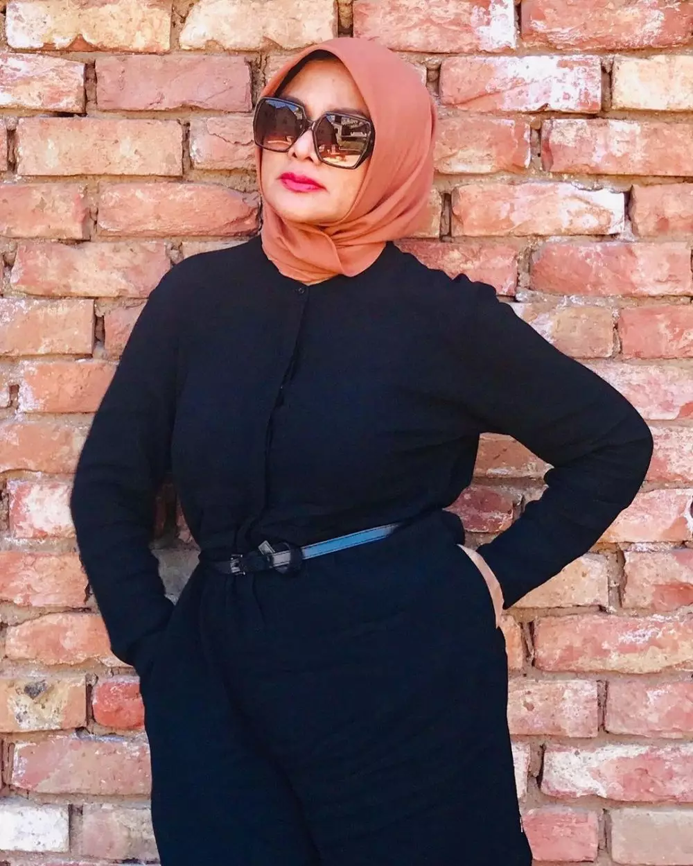 Potret Betharia berhijab © Instagram